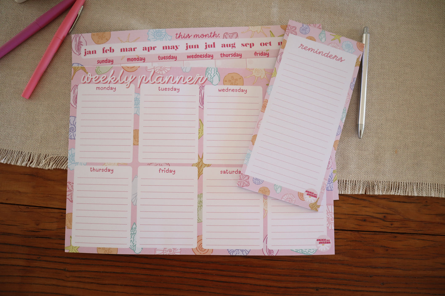 weekly planner - pink shells