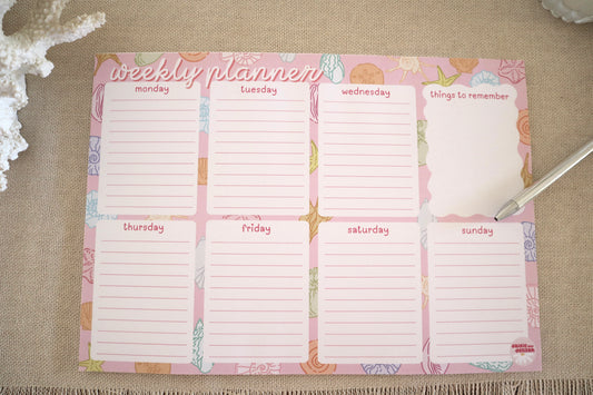 weekly planner - pink shells