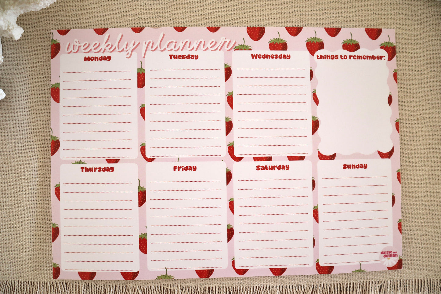 weekly planner - strawberries