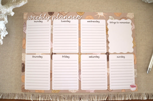 weekly planner - beige shells