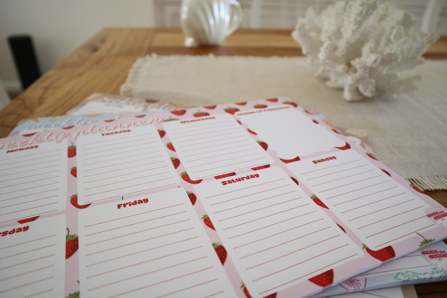 weekly planner - strawberries